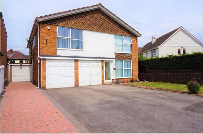 2 Bedroom Maisonette For Sale In Coleshill Road, Water Orton, B46