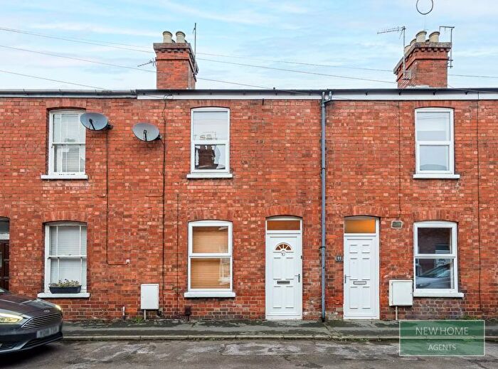 3 Bedroom Terraced House For Sale In Alexandra Road, Louth, LN11
