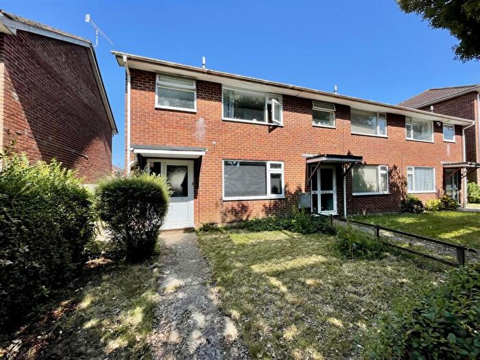 3 Bedroom End Of Terrace House To Rent In Blandford Road, Hamworthy, BH15