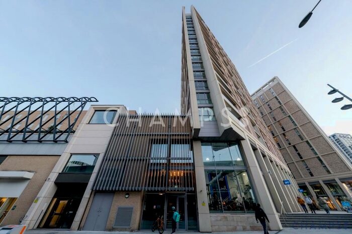 2 Bedroom Flat To Rent In Discovery Tower, Terry Spinks Place, E16