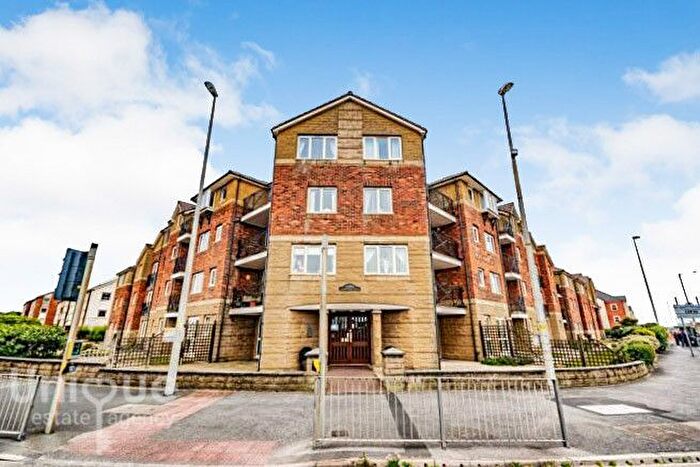 1 Bedroom Flat For Sale In Lemon Tree Court, Clifton Drive North, Lytham St. Annes, FY8
