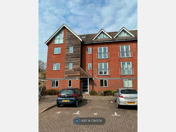 2 Bedroom Flat To Rent In Boughton Road, Rugby, CV21