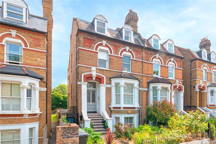 1 Bedroom Apartment To Rent In Pepys Road, New Cross, London, SE14