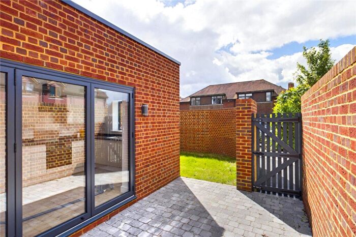 2 Bedroom Detached House To Rent In Cantelupe Road, East Grinstead, West Sussex, RH19