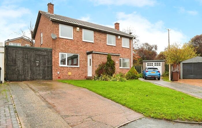 3 Bedroom Semi Detached House For Sale In Watermead, Bolton-Upon-Dearne, Rotherham, S63