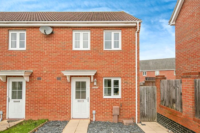 2 Bedroom End Of Terrace House For Sale In Spicer Way, Great Cornard, Sudbury, CO10