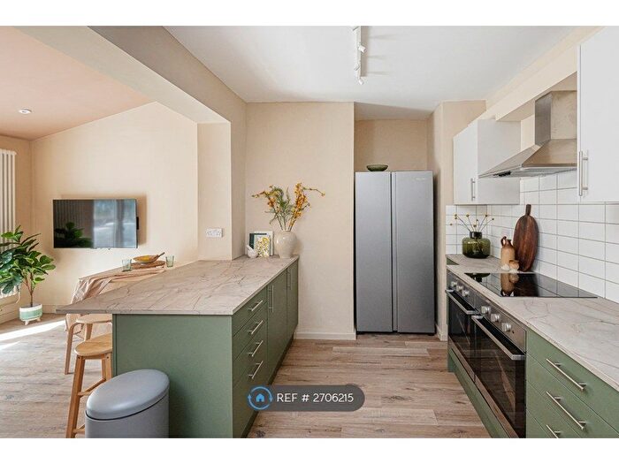 7 Bedroom Semi Detached House To Rent In Kelston View, Bath, BA2