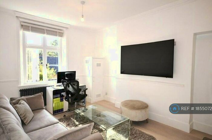 1 Bedroom Flat To Rent In Upton Park, Slough, SL1