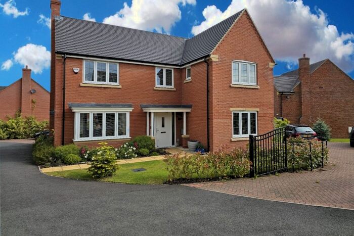 4 Bedroom Detached House For Sale In Austin Drive, Copcut, Droitwich, Worcestershire, WR9