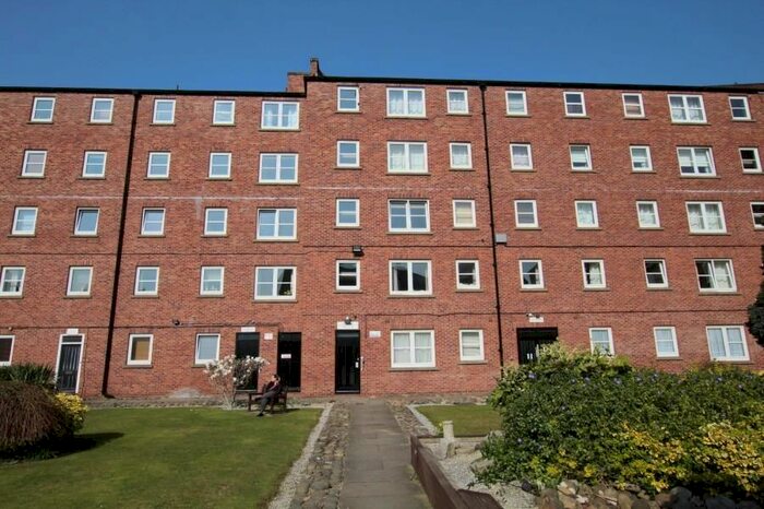 1 Bedroom Flat To Rent In Phoenix House, Hull, HU1