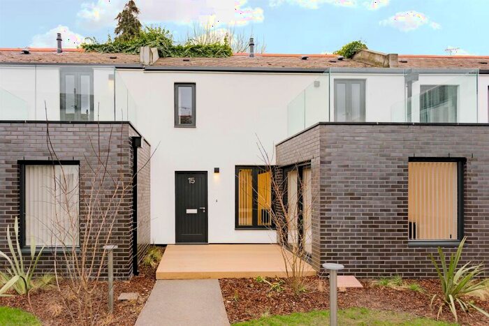 2 Bedroom Terraced House To Rent In Fonthill Mews, Finsbury Park, N4