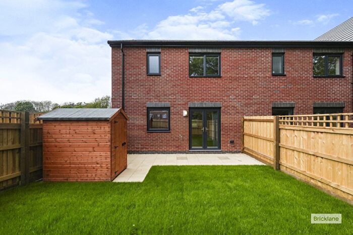 2 Bedroom Property To Rent In Tedder Street, Bristol, BS11