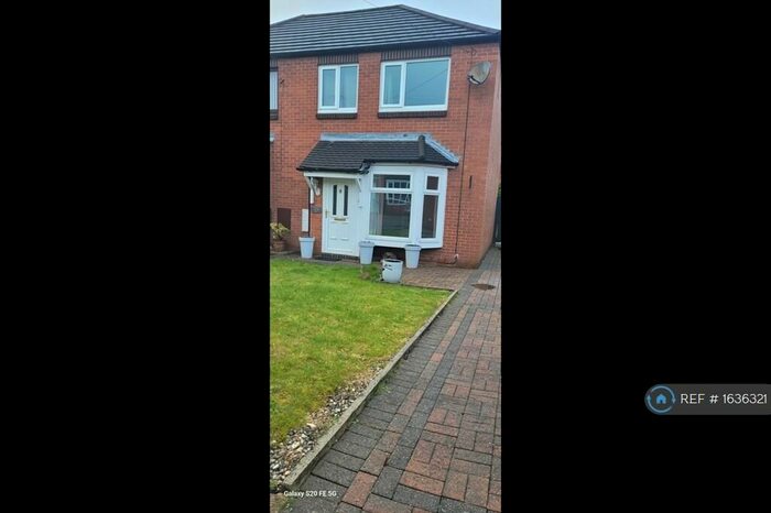 2 Bedroom Semi-Detached House To Rent In Earnshaw Close, Ashton-Under-Lyne, OL7