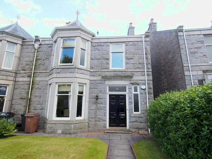 5 Bedroom Terraced House To Rent In Hamilton Place, Aberdeen, AB15