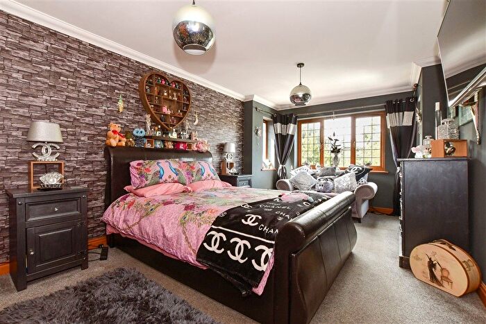 5 Bedroom Detached House For Sale In Broadway, Sandown, Isle Of Wight, PO36