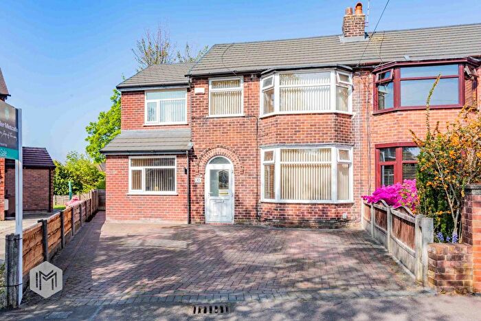 4 Bedroom Semi-Detached House For Sale In St. Marks Crescent, Worsley, Manchester, M28