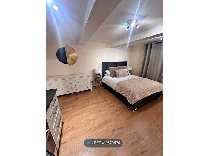Studio To Rent In Union St, Maidstone, ME14