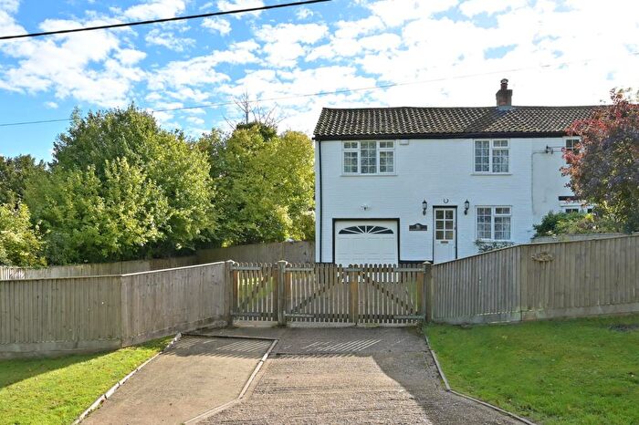 3 Bedroom Semi Detached House To Rent In Booker Common, High Wycombe, Buckinghamshire, HP12