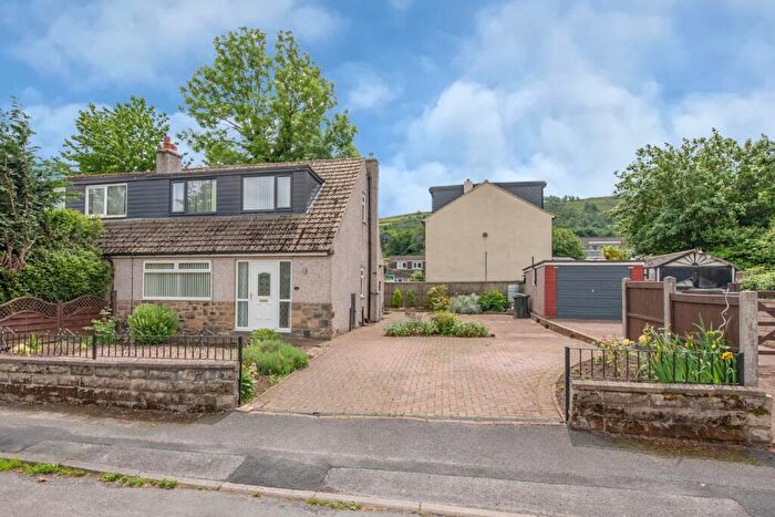 2 Bedroom Semi-Detached House For Sale In Lyon Road, Eastburn, BD20