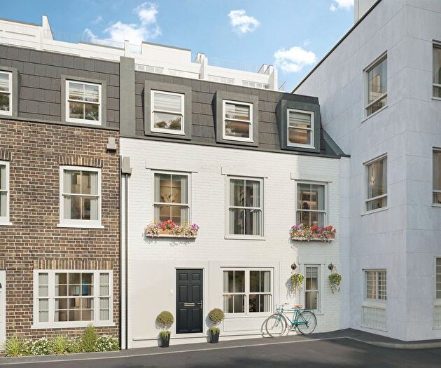 2 Bedroom Mews For Sale In Eastbourne Mews, Bayswater, W2