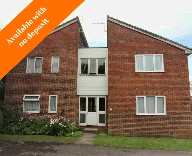 Studio To Rent In No Deposit Option Available - Reedmace Close, Waterlooville, PO7