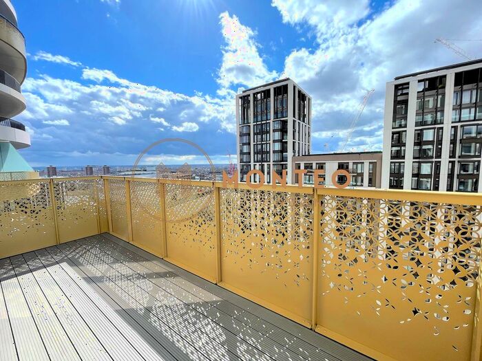 2 Bedroom Flat To Rent In Parkside Apartments, Cascade Way, London, W12