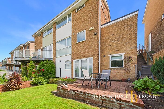 3 Bedroom Semi-Detached House For Sale In Priory Close, Shotley Bridge, DH8