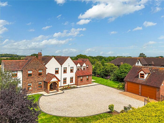 5 Bedroom Detached House For Sale In Green Lane, Leigh-on-Sea, Essex, SS9
