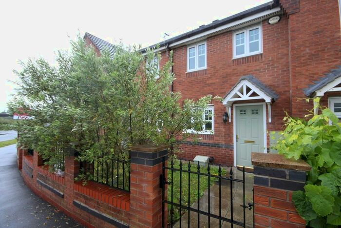 2 Bedroom Mews To Rent In Sunflower Drive, Warrington, WA5