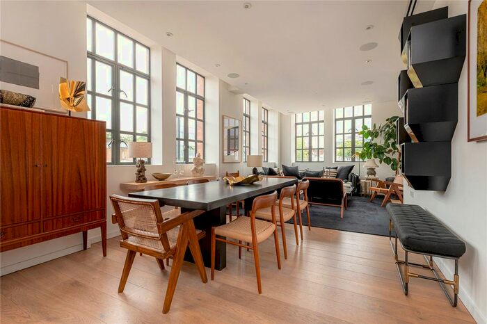 2 Bedroom Flat For Sale In The Maple Building, Highgate Road, London, NW5