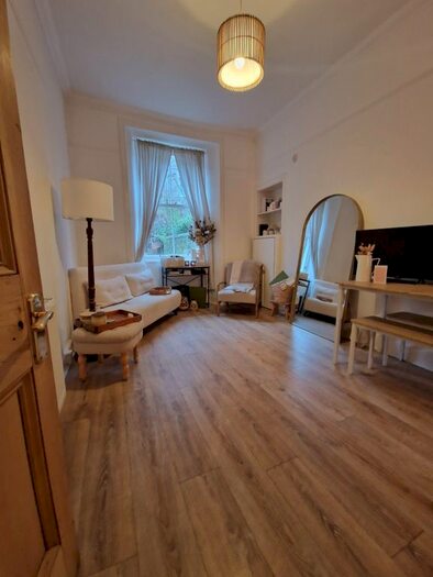 1 Bedroom Flat To Rent In Milton Street, Edinburgh, EH8