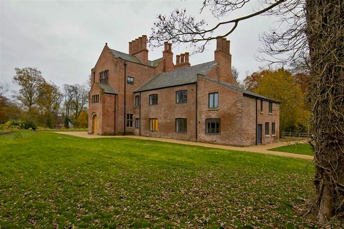 3 Bedroom Flat To Rent In Bewsey Farm Close, Bewsey, Warrington, WA5