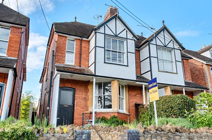 3 Bedroom Semi-Detached House For Sale In Kings Road, Sherborne, DT9