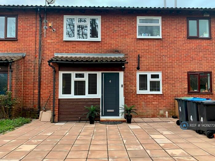 1 Bedroom Terraced House To Rent In Wrangthorn Walk, Croydon, CR0