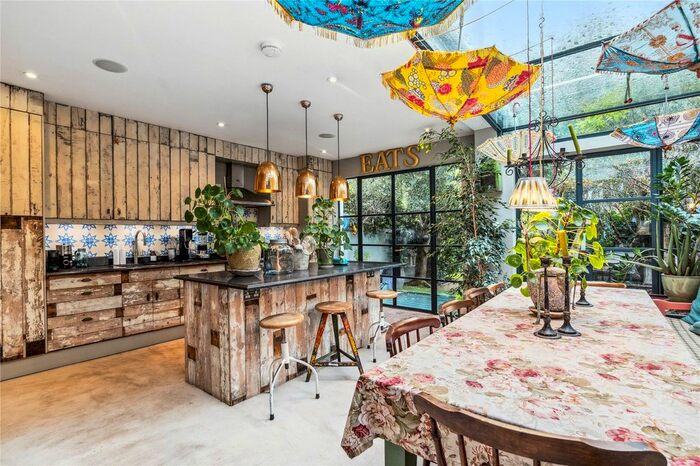 5 Bedroom Terraced House To Rent In Dalgarno Gardens, London, W10