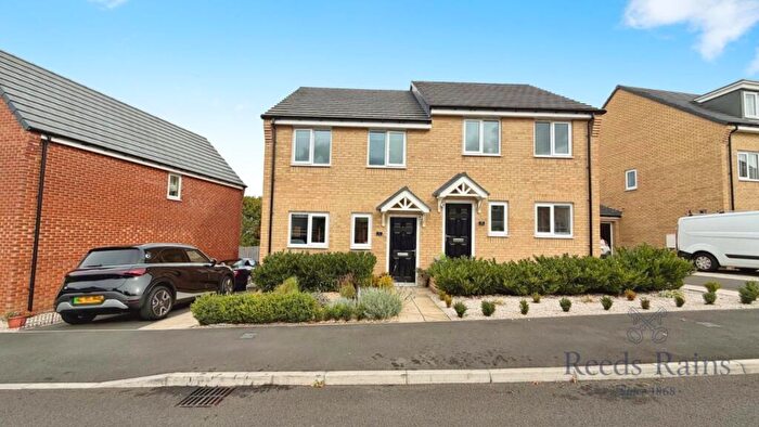 3 Bedroom Semi-Detached House For Sale In Belsay Close, Chester Le Street, Durham, DH2