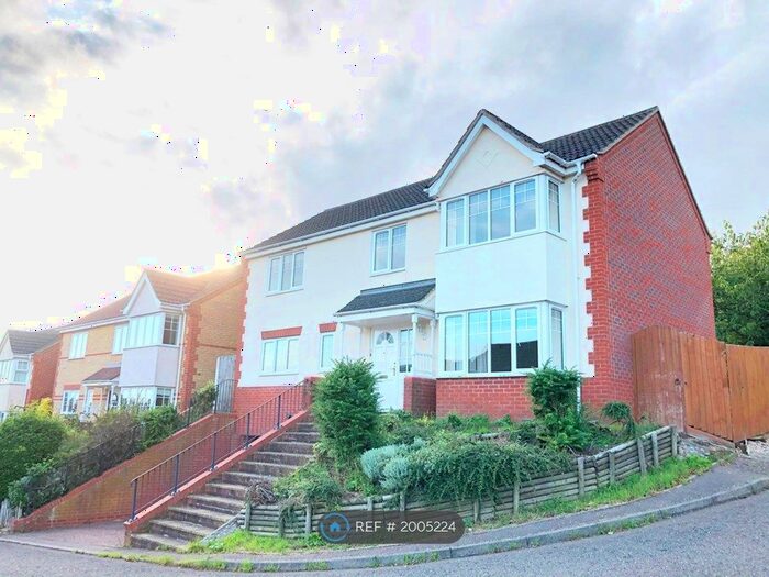 6 Bedroom Detached House To Rent In Chestnut Hill, Norwich, NR4