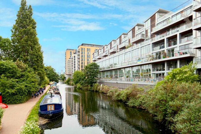 3 Bedroom Apartment To Rent In Palmers Road, Bethnal Green, E2