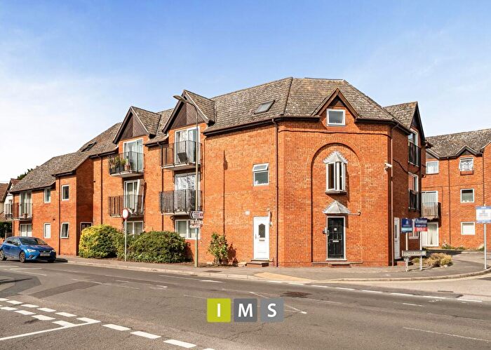 1 Bedroom Flat For Sale In Westholm Court, Bicester, OX26