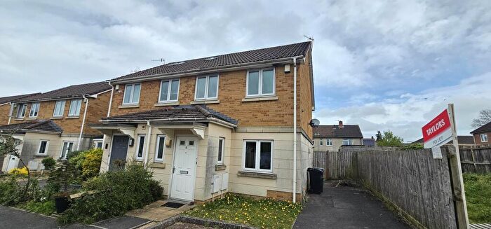 3 Bedroom House To Rent In Pottery Farm Close, Bristol, BS13