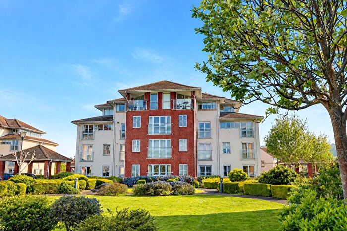 2 Bedroom Flat For Sale In Trinity Way, Minehead, Somerset, TA24