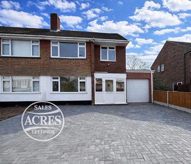 3 Bedroom Semi Detached House For Sale In Dower Road, Four Oaks, Sutton Coldfield, B75