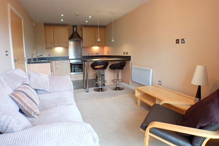 1 Bedroom Flat To Rent In Copper Quarter, Swansea, SA1