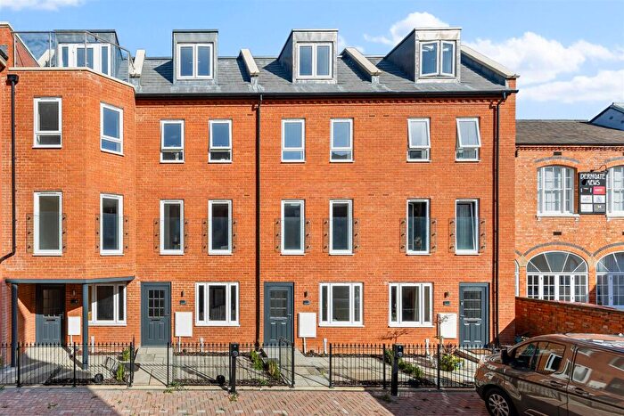 2 Bedroom Terraced House For Sale In Derngate Place, Town Centre, NN1