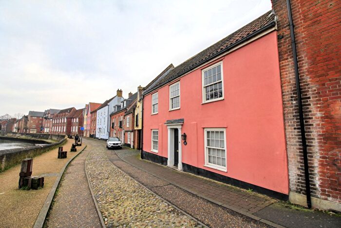2 Bedroom Cottage To Rent In Quayside, Norwich, NR3