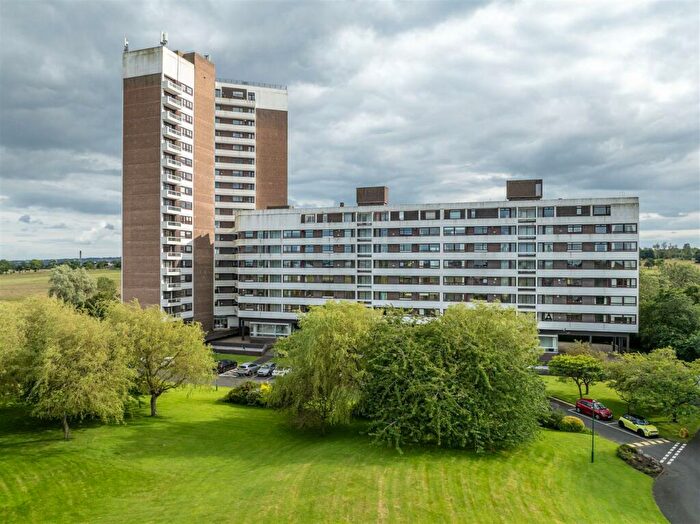 3 Bedroom Apartment To Rent In Montagu Court, Gosforth, NE3