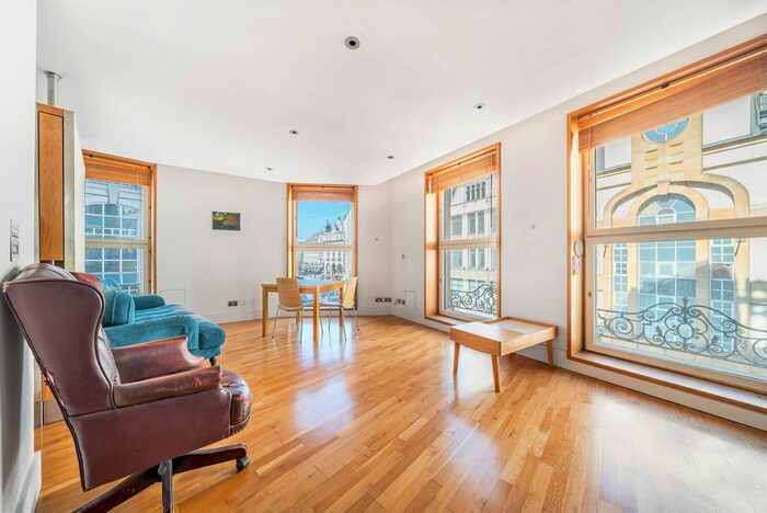 1 Bedroom Flat To Rent In Haymarket, St James's, London, SW1Y