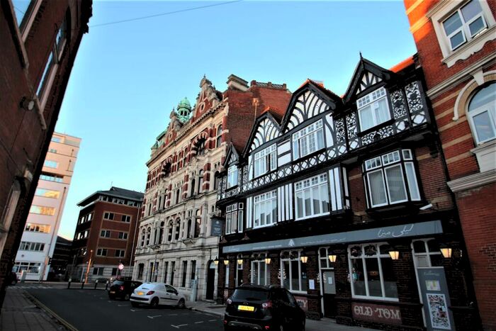 2 Bedroom Apartment To Rent In Beddow Hall, PO5