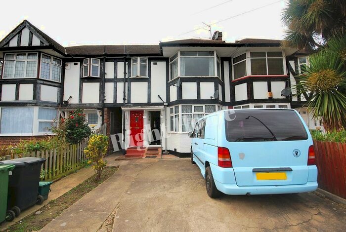 1 Bedroom Maisonette To Rent In Highcroft Avenue, Wembley, Middlesex, HA0