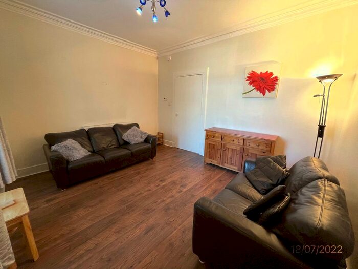 1 Bedroom Flat To Rent In Powis Place, Gfr, Aberdeen, AB25